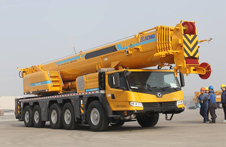 XCMG Official 220 Ton New Mobile Crane XCA220 All Terrain Cranes for Sale